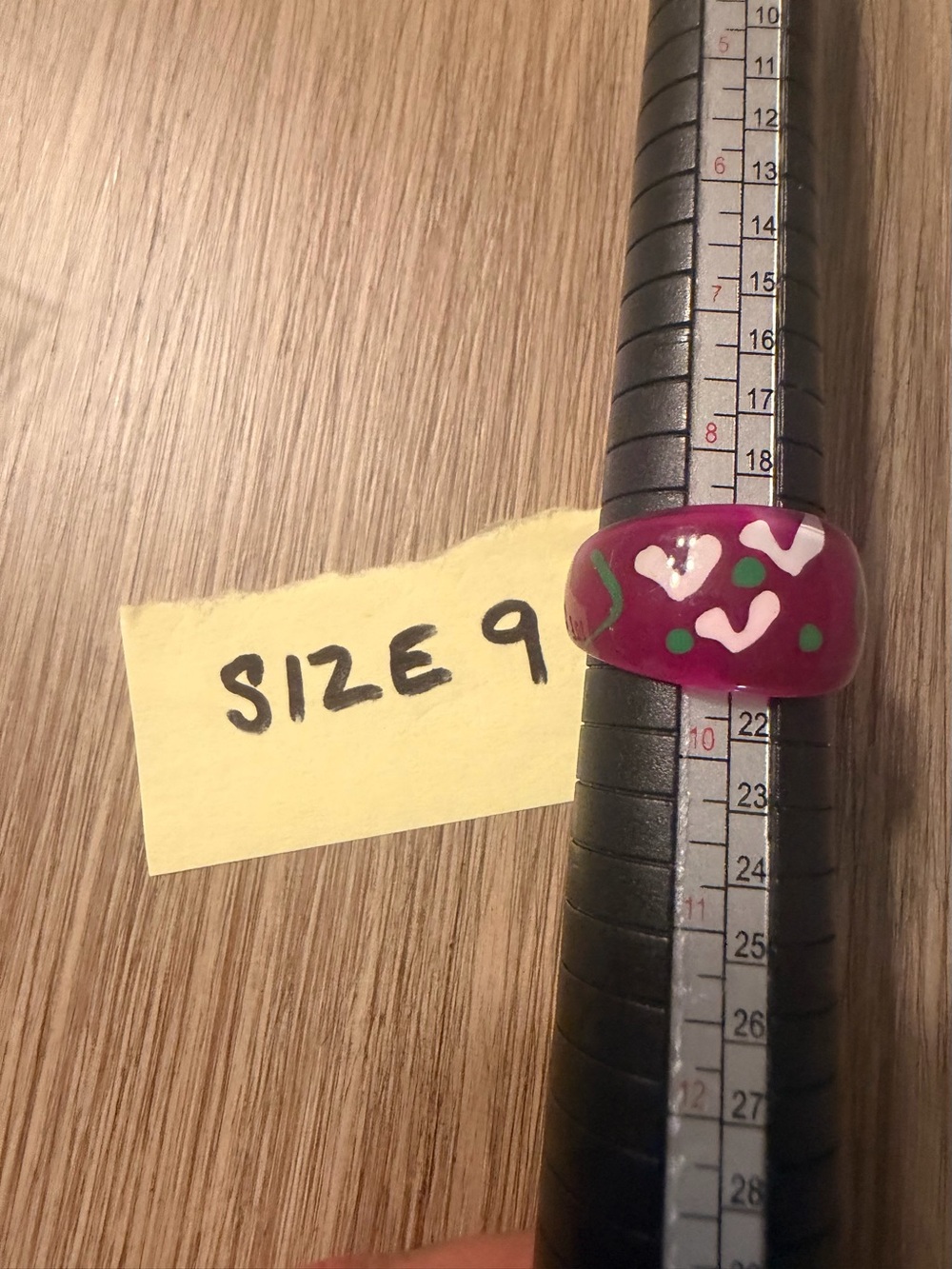 Burgundy Pink Glass Look Hand Painted Hearts Pattern Band Dome Ring Size 9